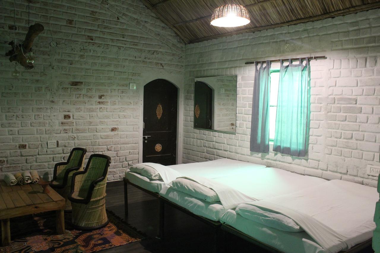 Shannu'S Ranch Inn พุชการ์ ภายนอก รูปภาพ