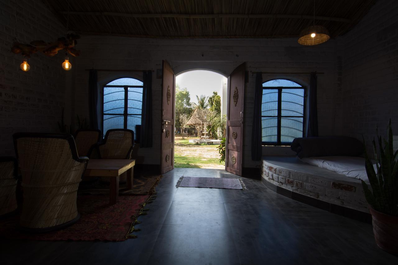 Shannu'S Ranch Inn พุชการ์ ภายนอก รูปภาพ